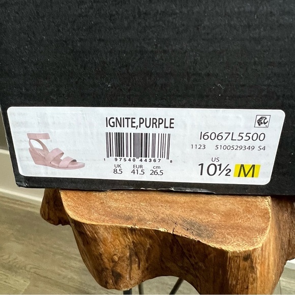 Naturalizer Womens Ignite Purple Adjustable Leather Wedge Sandals Shoes NWT - Picture 7 of 7